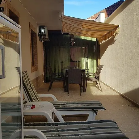 Apartament 3 Dormitoare Cu Terasa Privata Năvodari