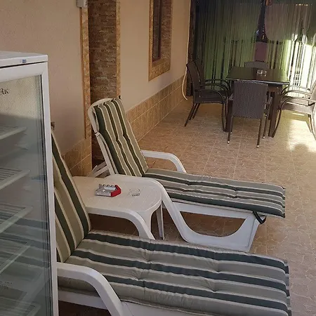 Apartament 3 Dormitoare Cu Terasa Privata