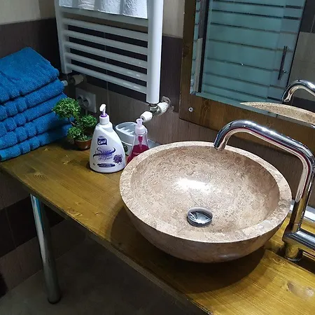 Apartament 3 Dormitoare Cu Terasa Privata Năvodari