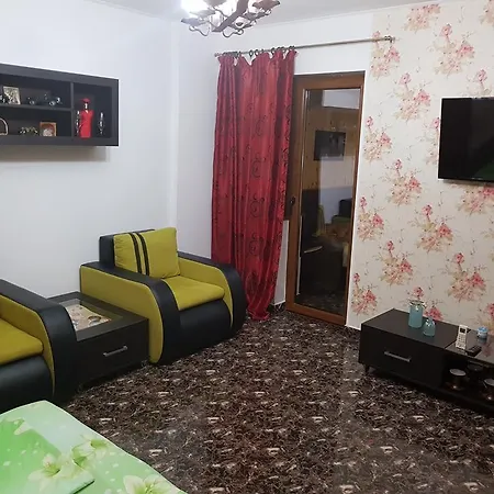 Apartament 3 Dormitoare Cu Terasa Privata *