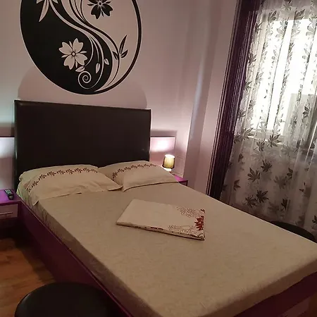 Apartament 3 Dormitoare Cu Terasa Privata Apartament *