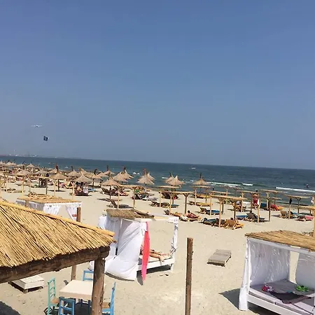 Apartament 3 Dormitoare Cu Terasa Privata * Năvodari